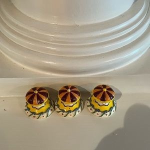 Cabinet Knobs Vintage (set of 3)